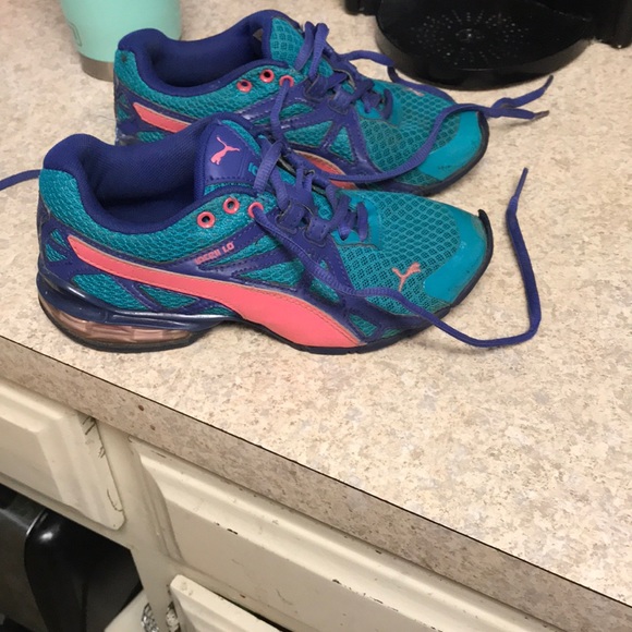 Shoes - Picture 2 of 2